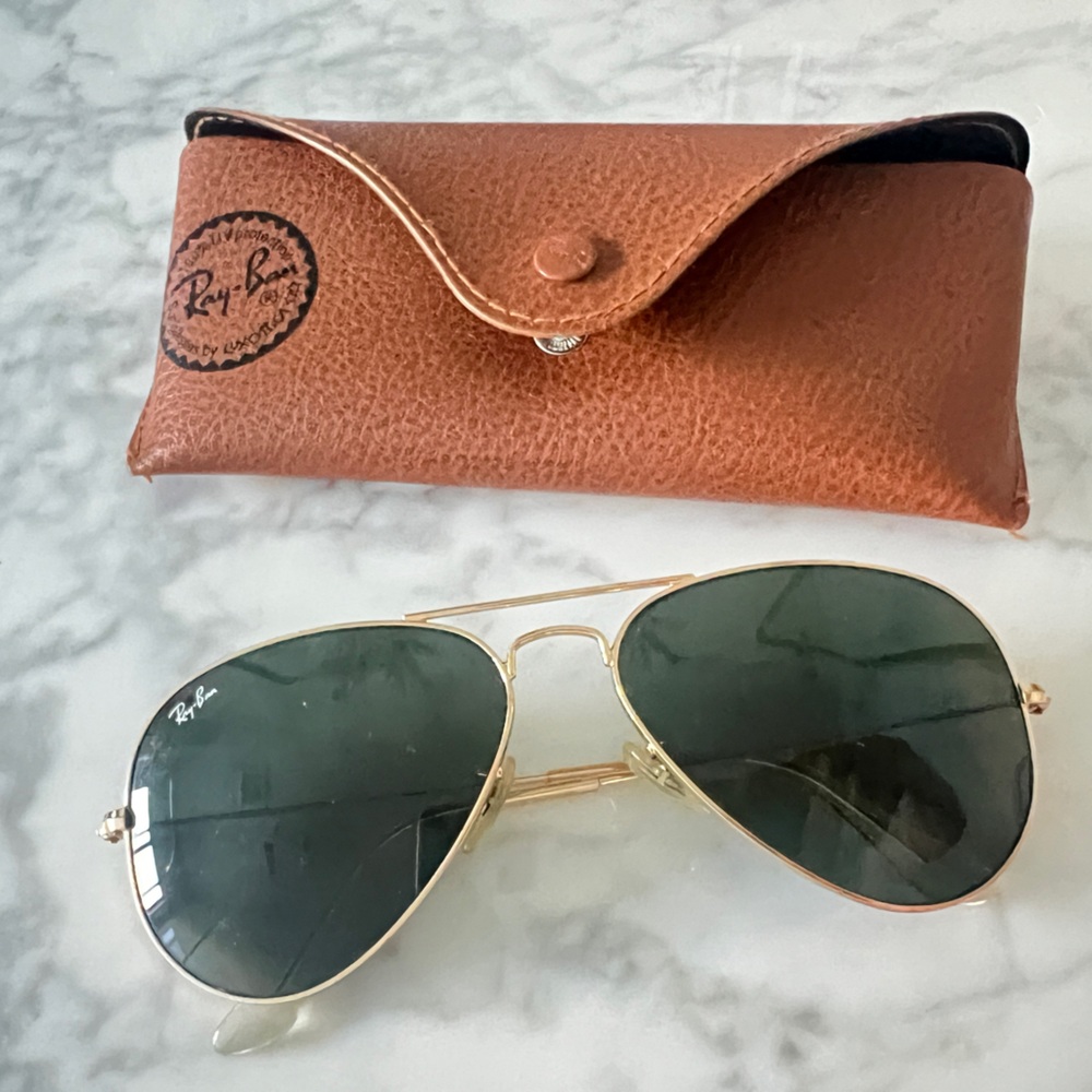 Ray-Ban Gold Aviator Sunglasses with Green Lenses